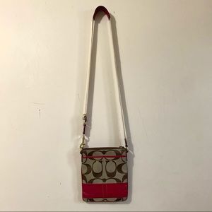 Coach Signature Swingpack Bag